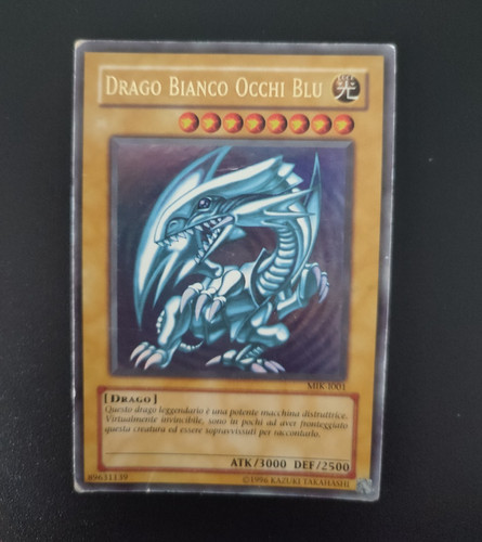 Drago bianco occhi - drago,